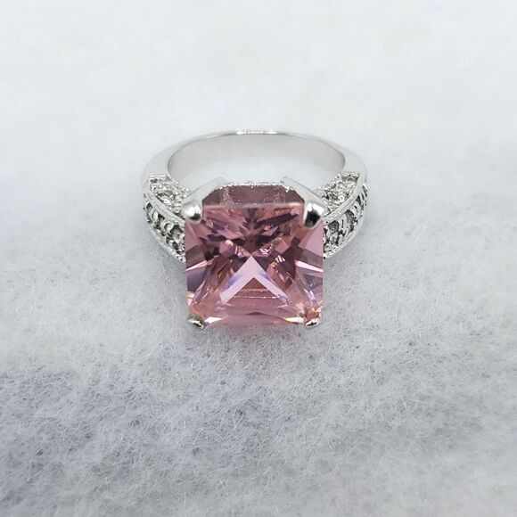 Vintage Sterling Silver Pink Sapphire CZ Princess Cut With Heart Pendant Sz 6 - Picture 1 of 17